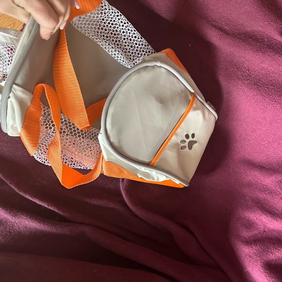 Pet carrier - Picture 3 of 3